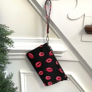 Black Wristlet/Crossbody bag with lips